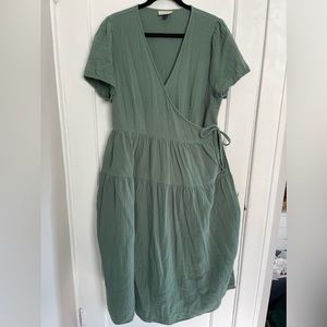 Universal Thread Green Wrap Dress
